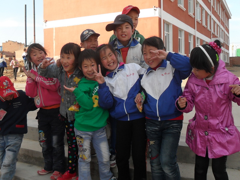 小兄弟小妹妹们，你们要努力学习啊